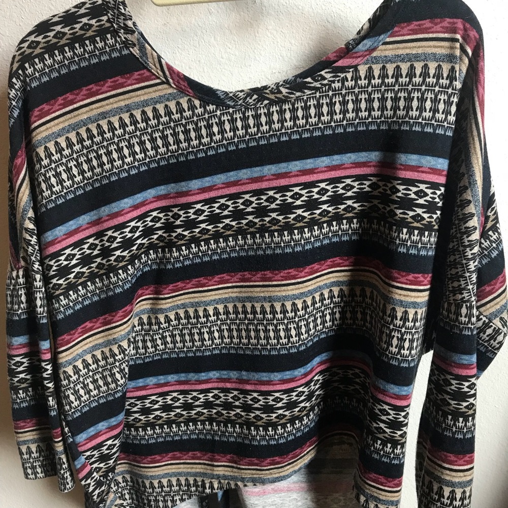 Long sleeved Aztec shirt